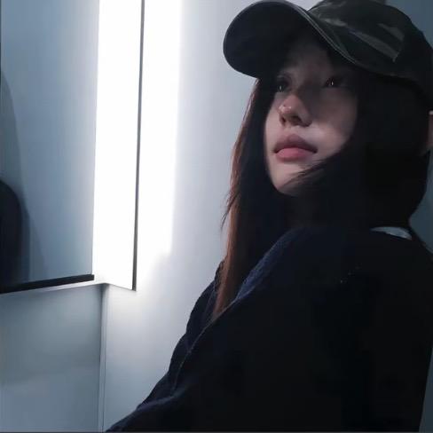 记得早点睡