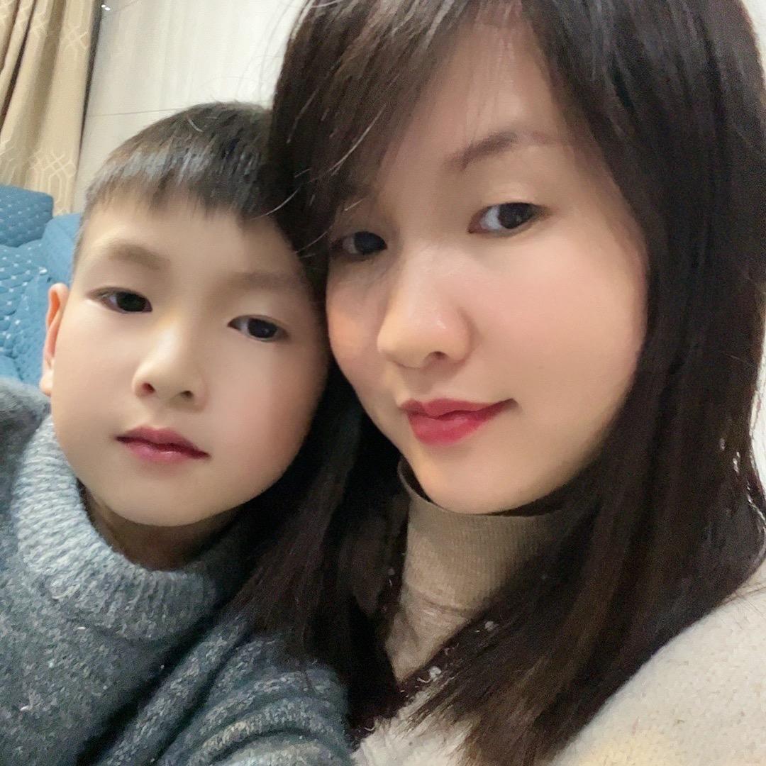 陈  蕾