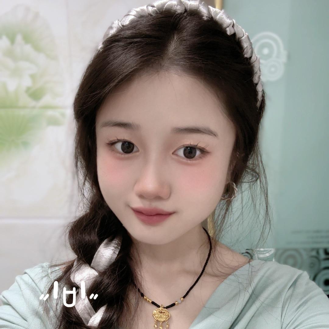 婷婷吖.