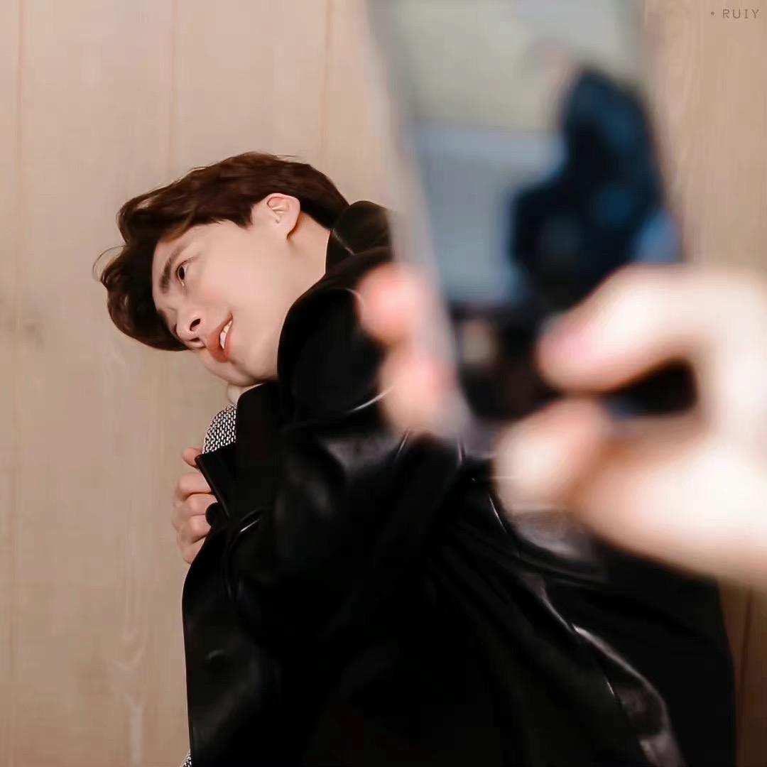 小彭友₀₇₁₇(万兽之王见🤡)