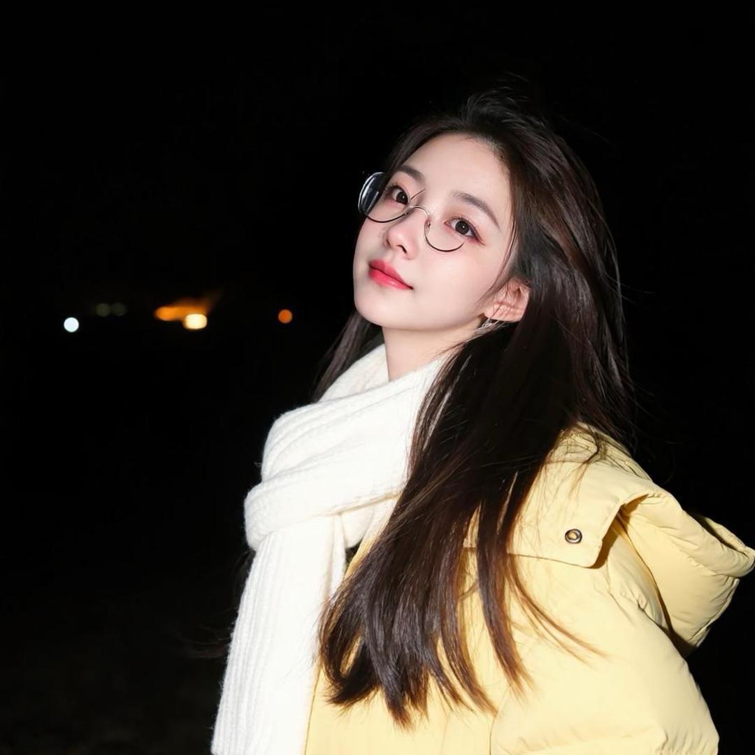 @꧁要加油呀੯‧̀͡⬮\ ༻