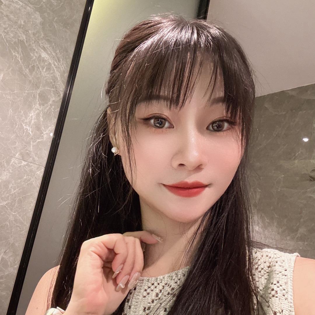 美唯初岁月无忌笑笑