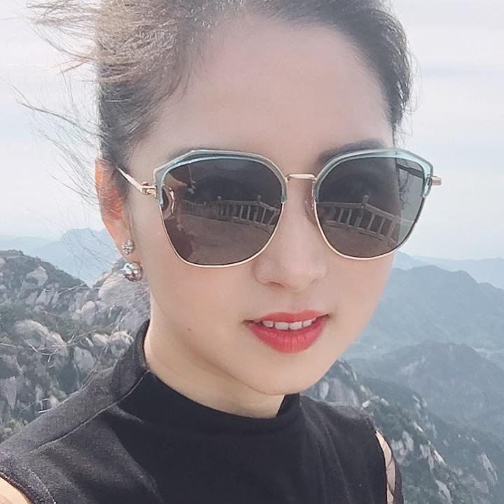 魅力新世界服饰授权号