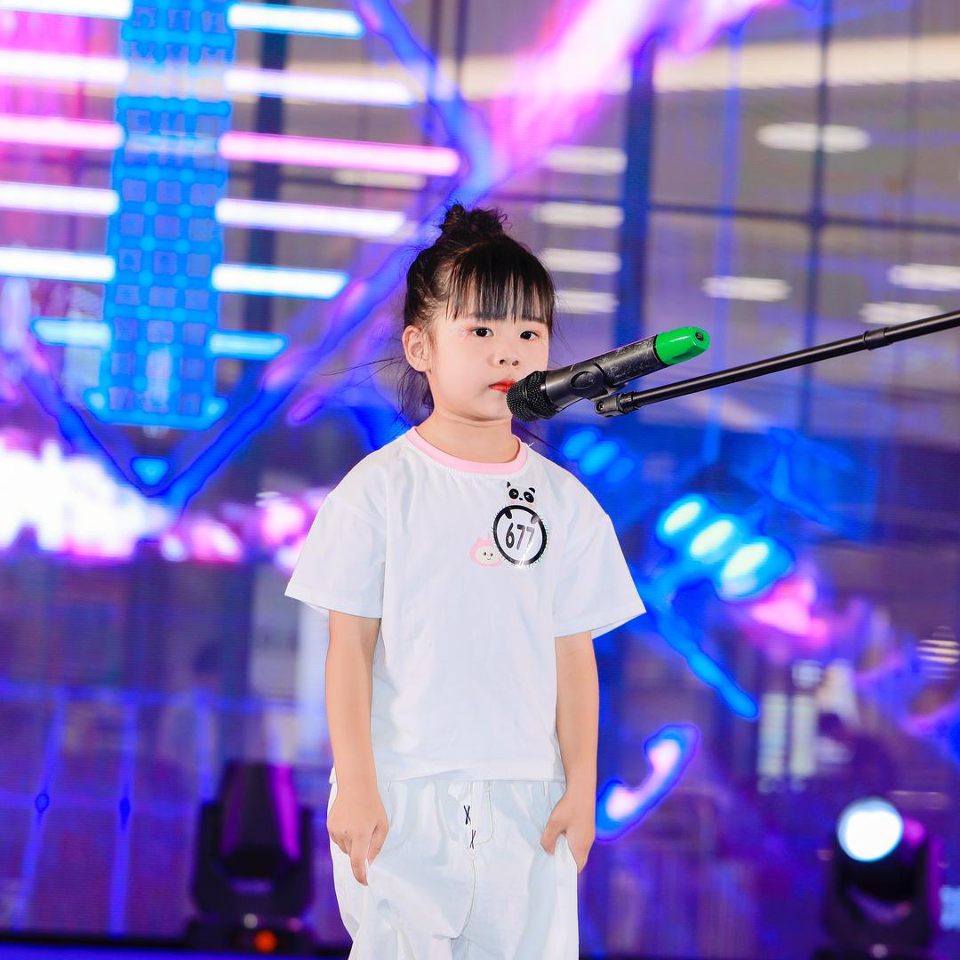 贵阳-周辰辰美业纹饰中心