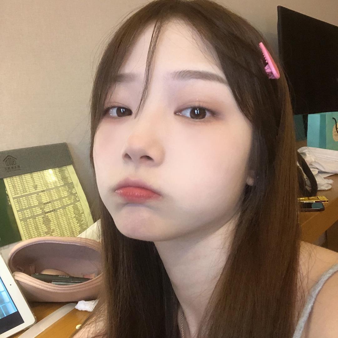 邓邓儿（甜妹版）