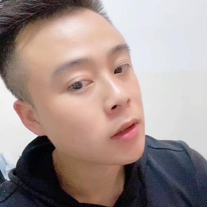 曾经也是位、帅哥哥