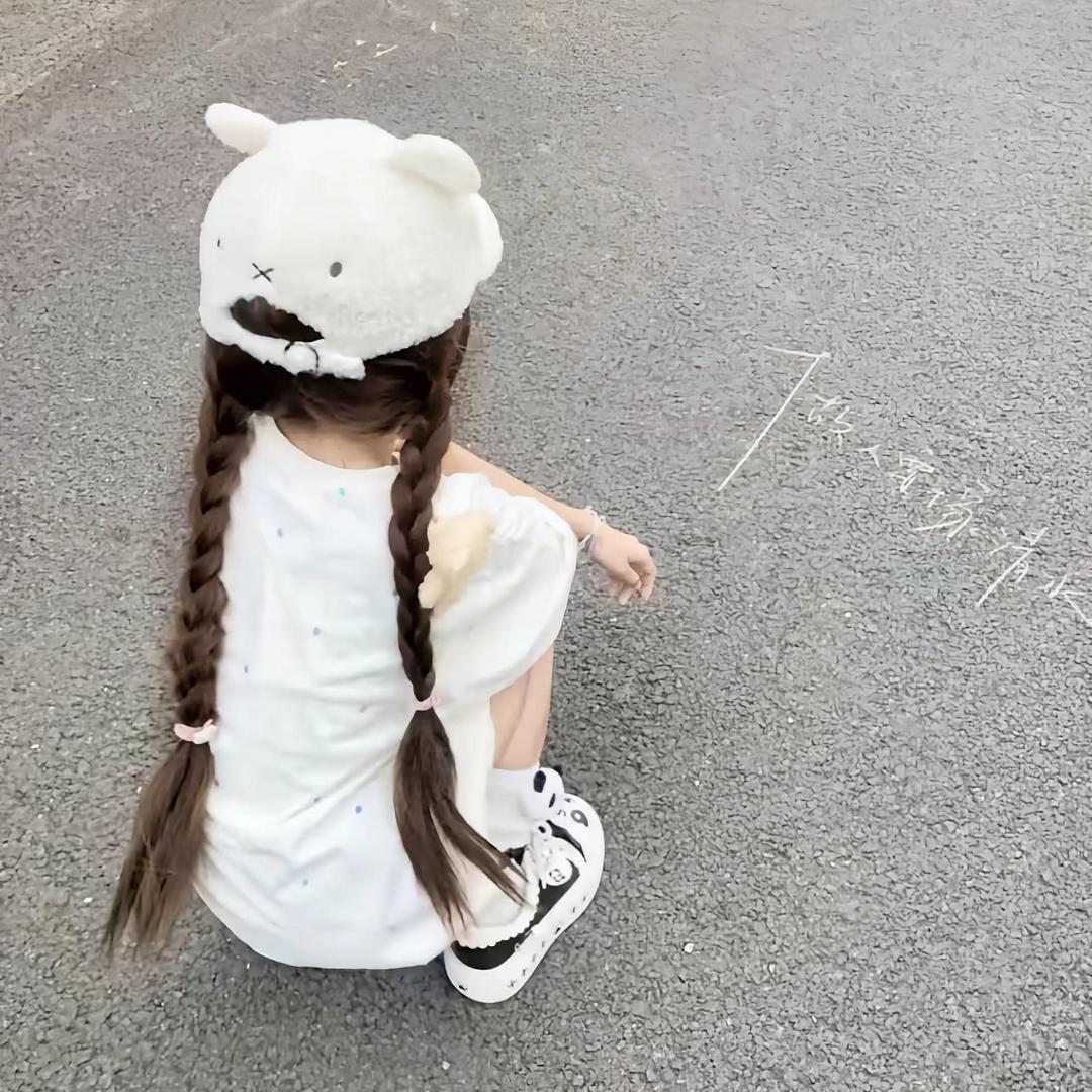 ￴￴ ￴￴ ￴ ￴￴