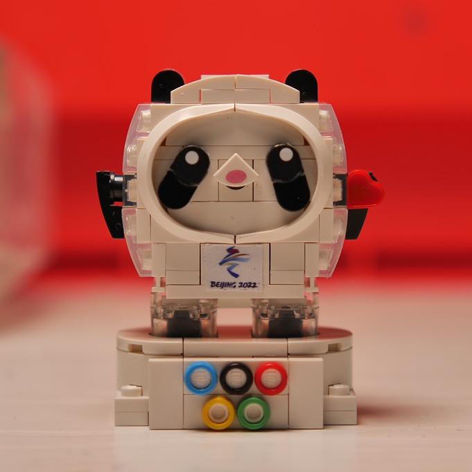 橡皮人。