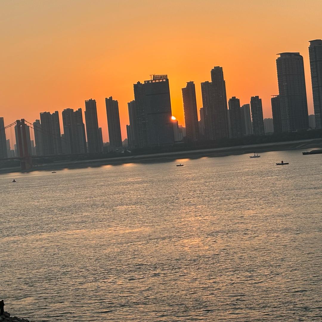 风和日丽•富园 邹顺