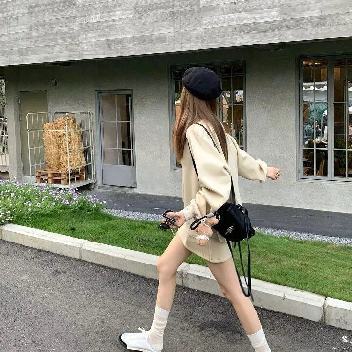 闺蜜试衣间