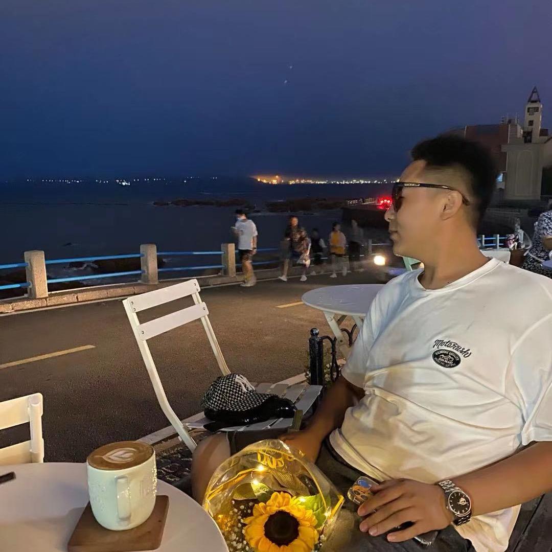 凯震鹦鹉养殖