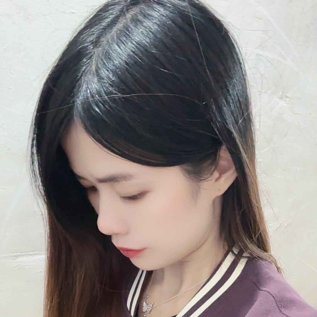 🦋梨涡浅笑黎 🦋