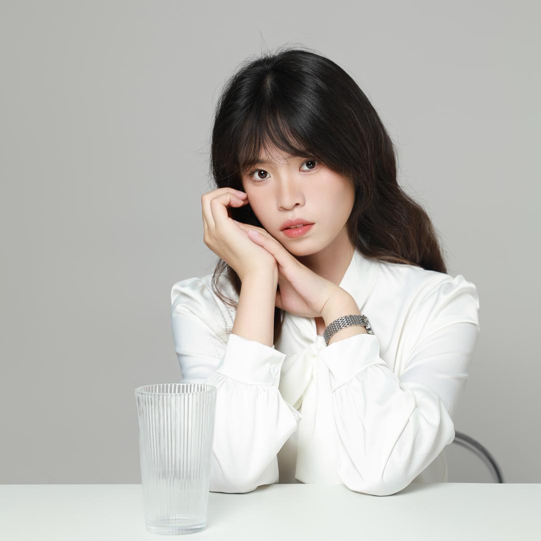 灵通学校泸县希尔顿校区-美术月月老师