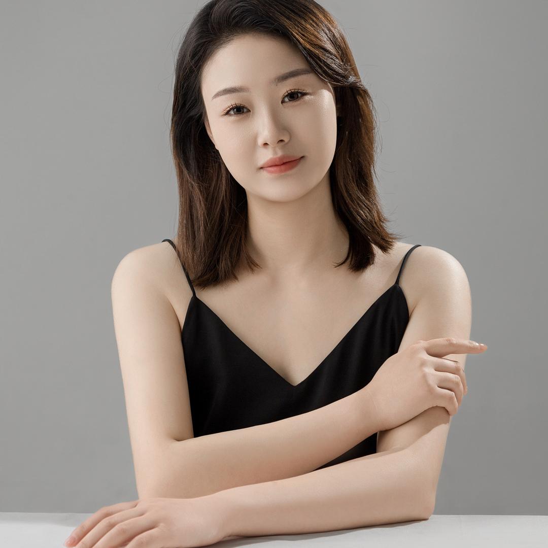 @晶晶（首播晚上7：00）