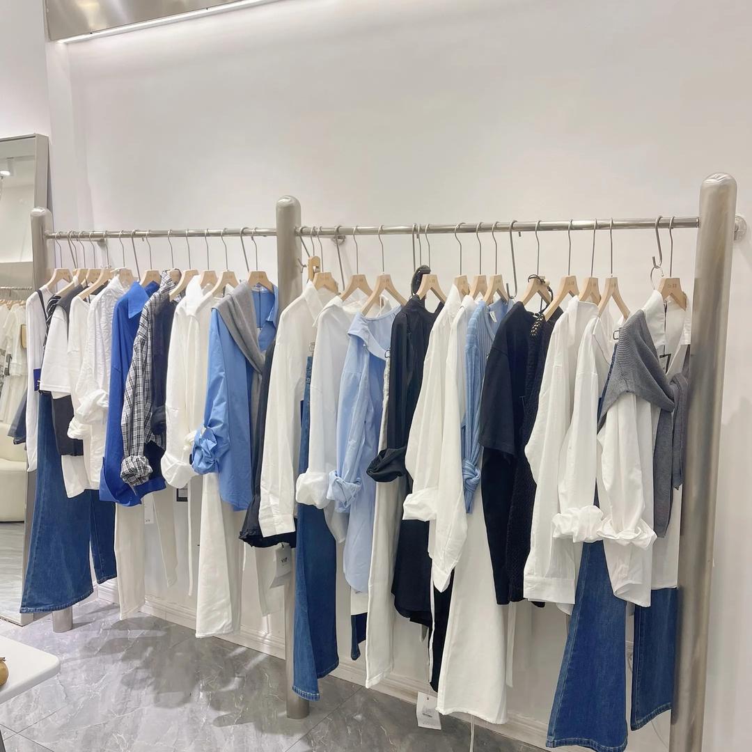 女装2店