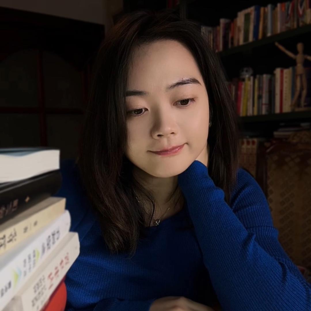 灯灯姐姐💡