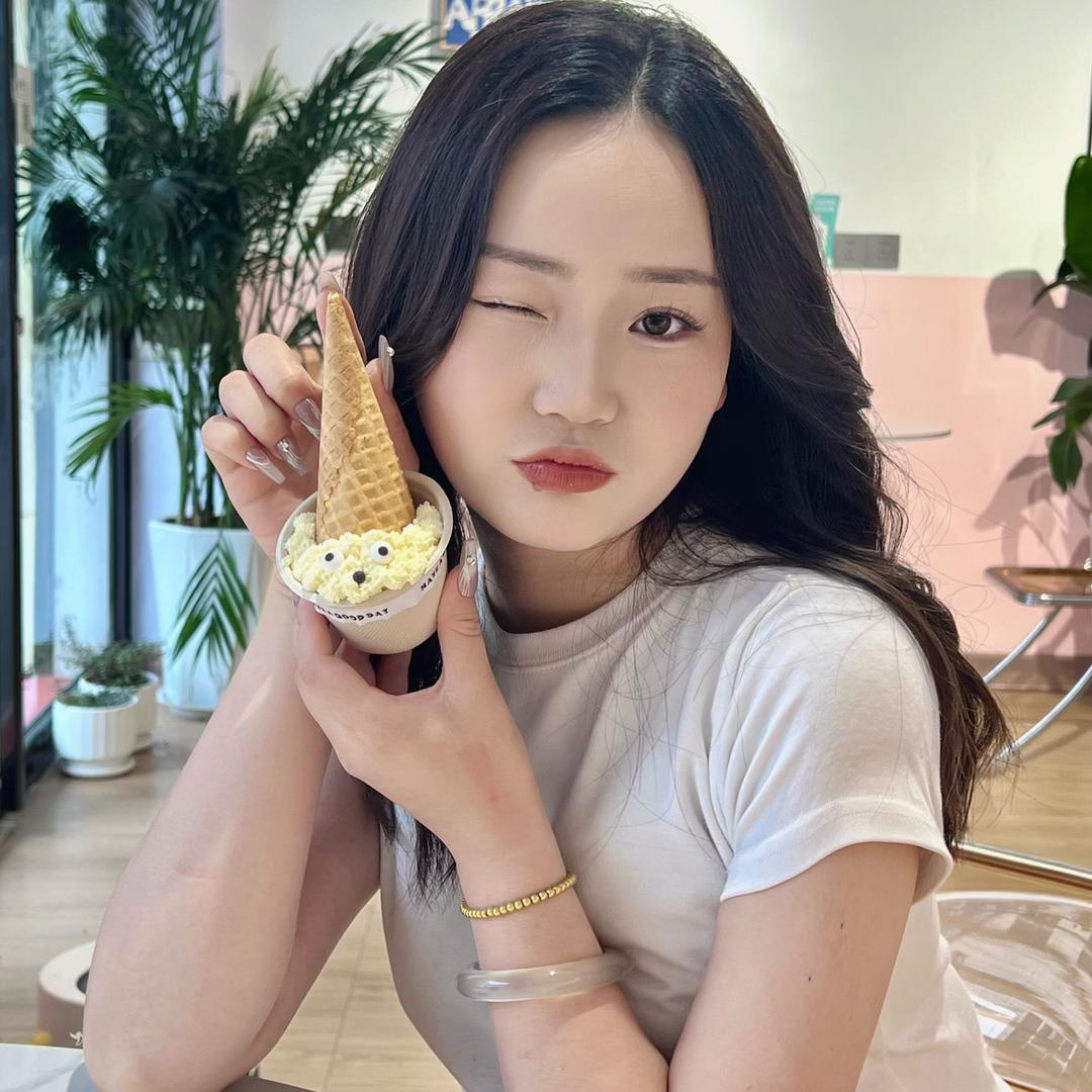 李鱼吐泡泡