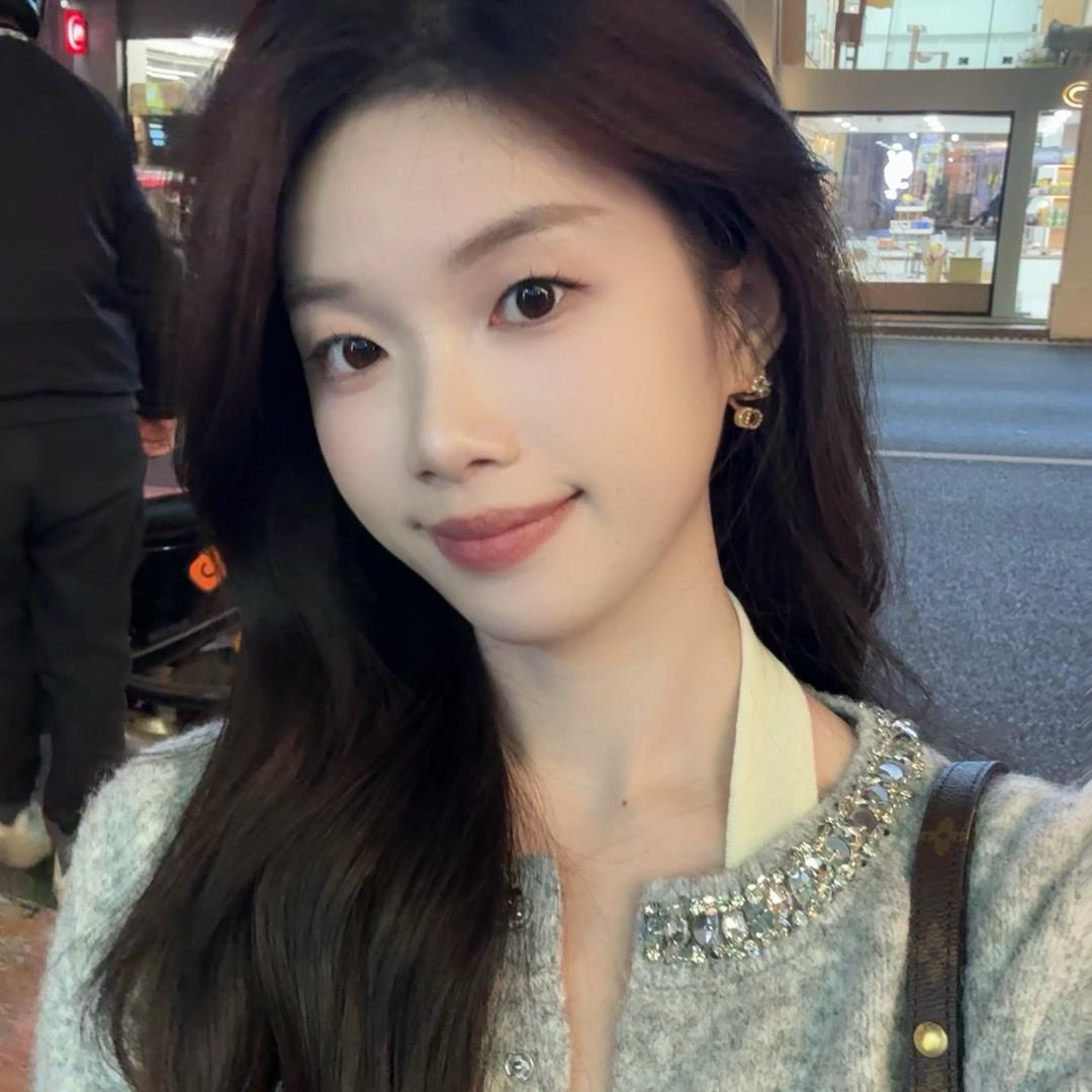 华子@