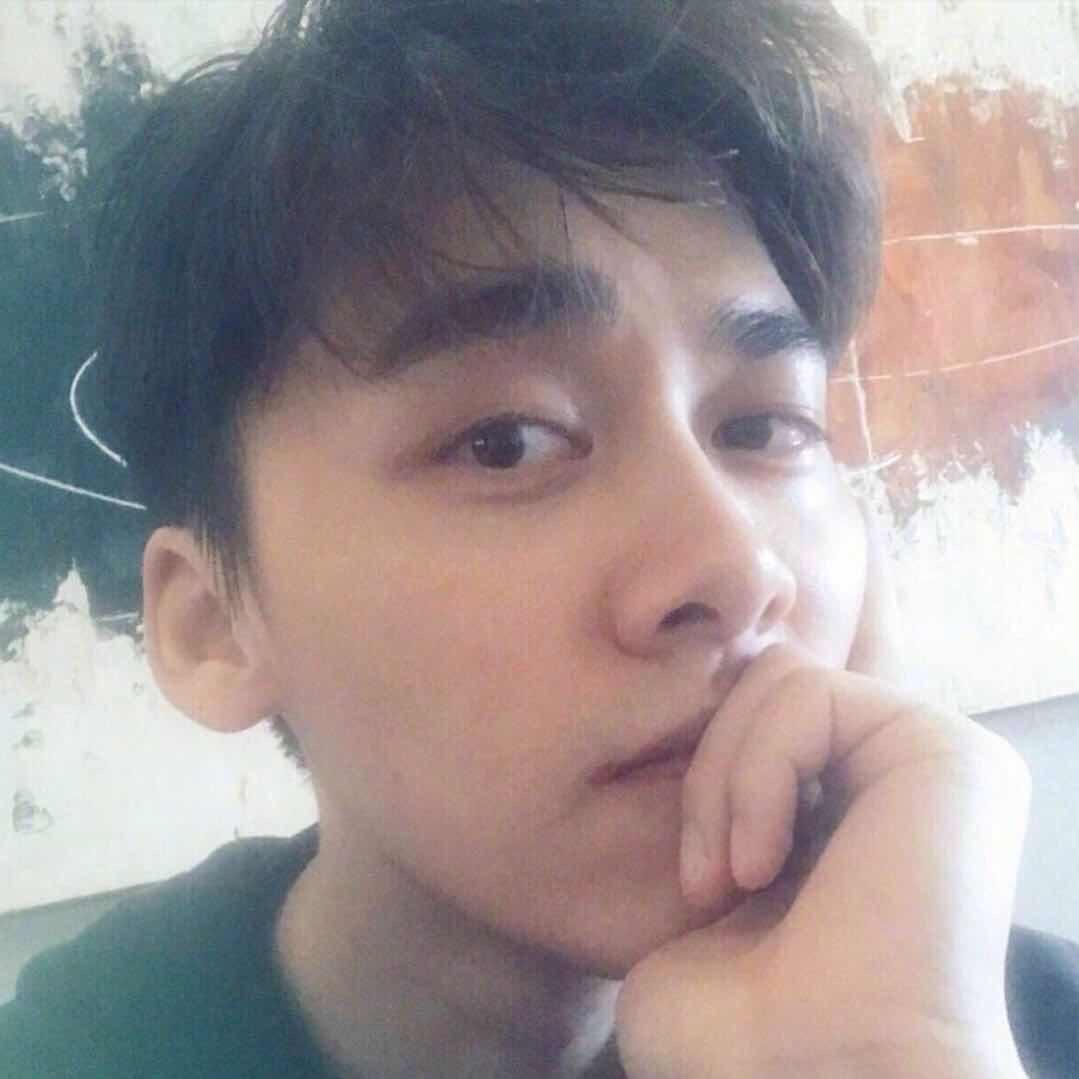 差一点是帅哥