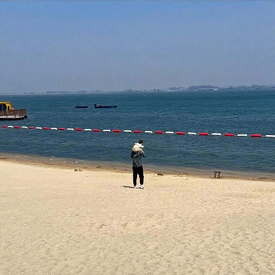 李叁岁