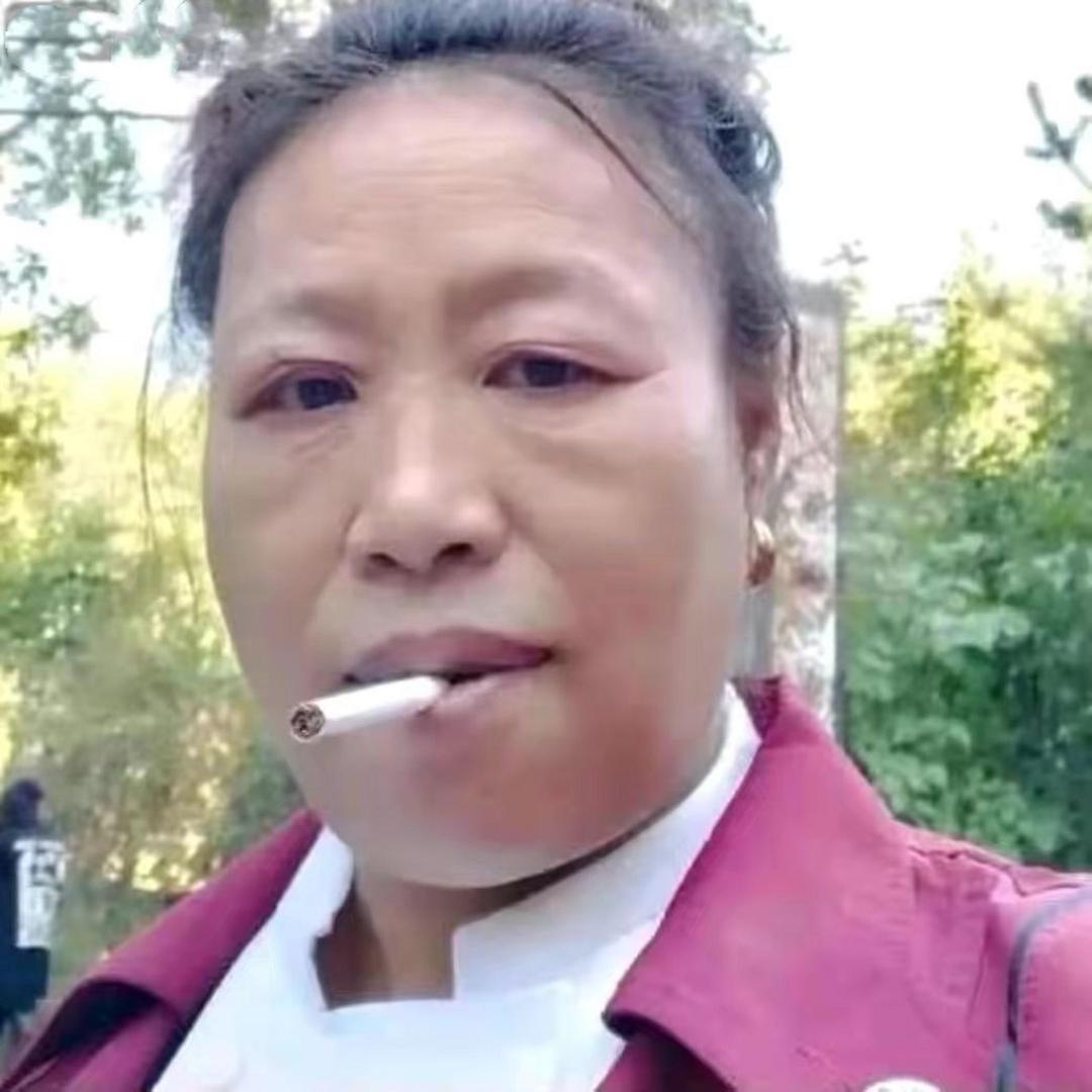 靓女