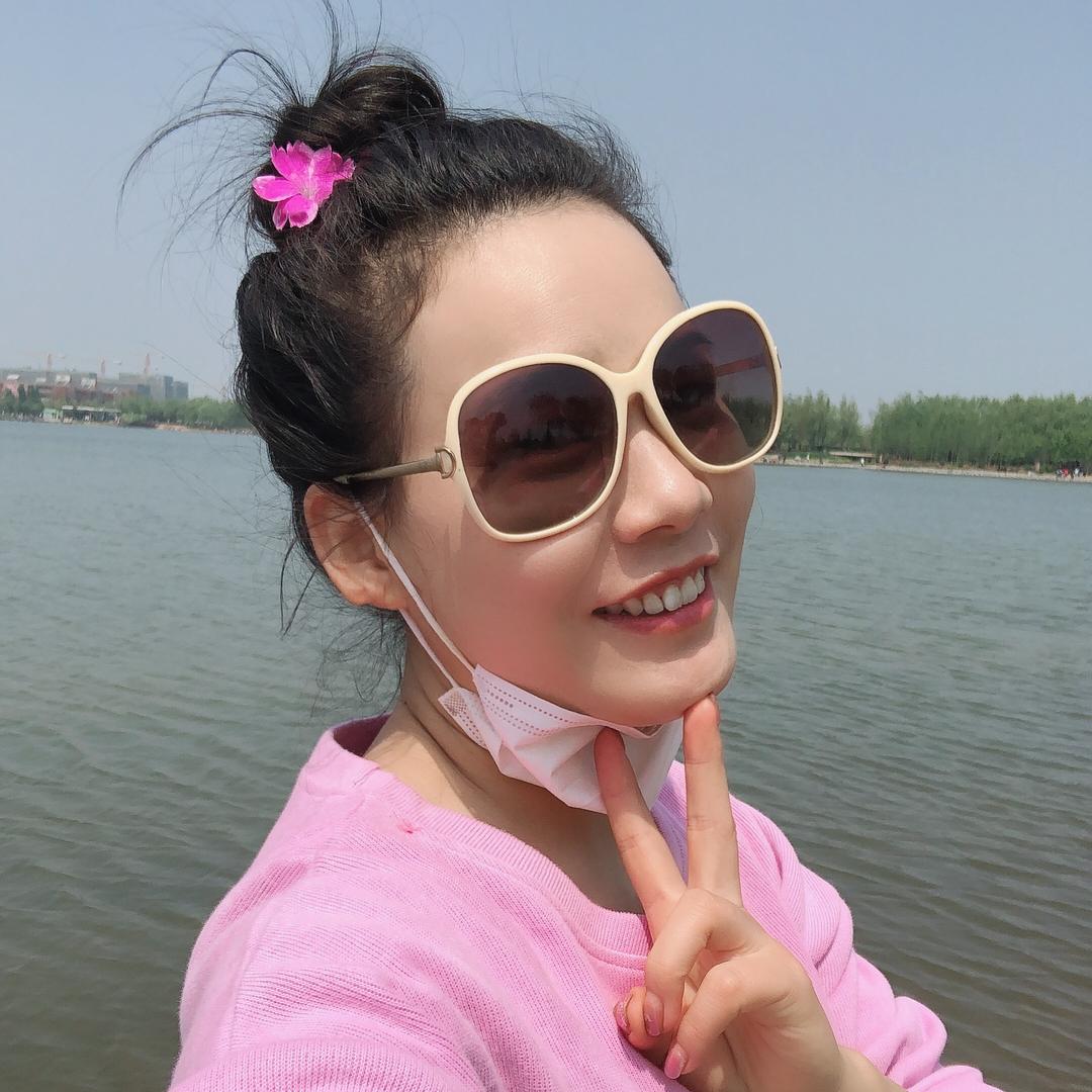 伊一给娃掏到宝了
