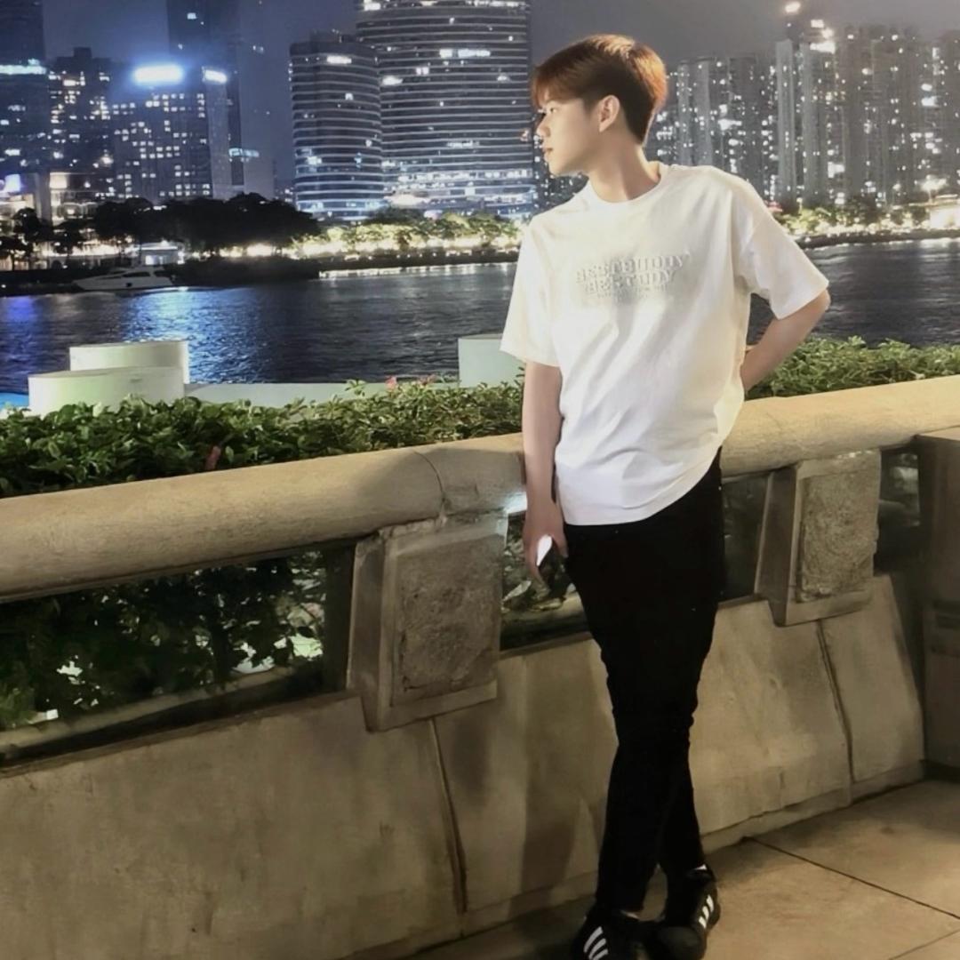 GG台球 啊龙🎱（招聘助教）