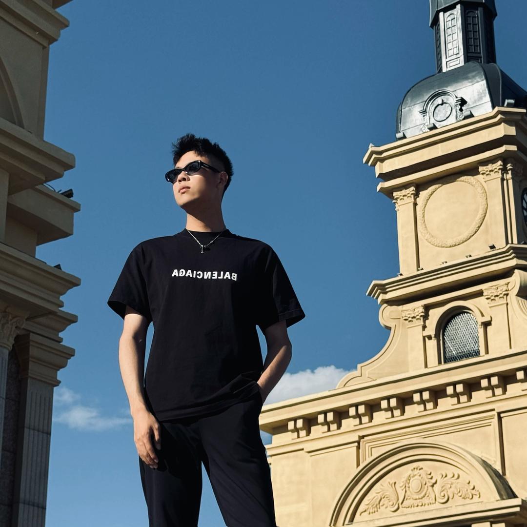 洺赫  🚶🏻‍♂️