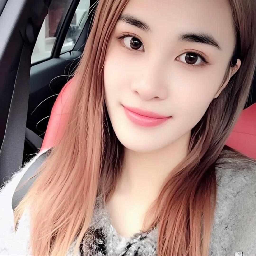 睫毛弯弯