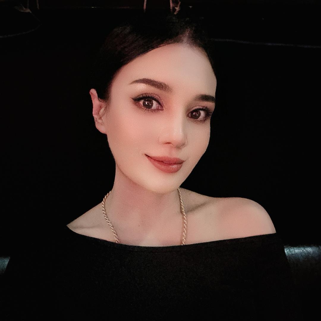 Rr.🦋