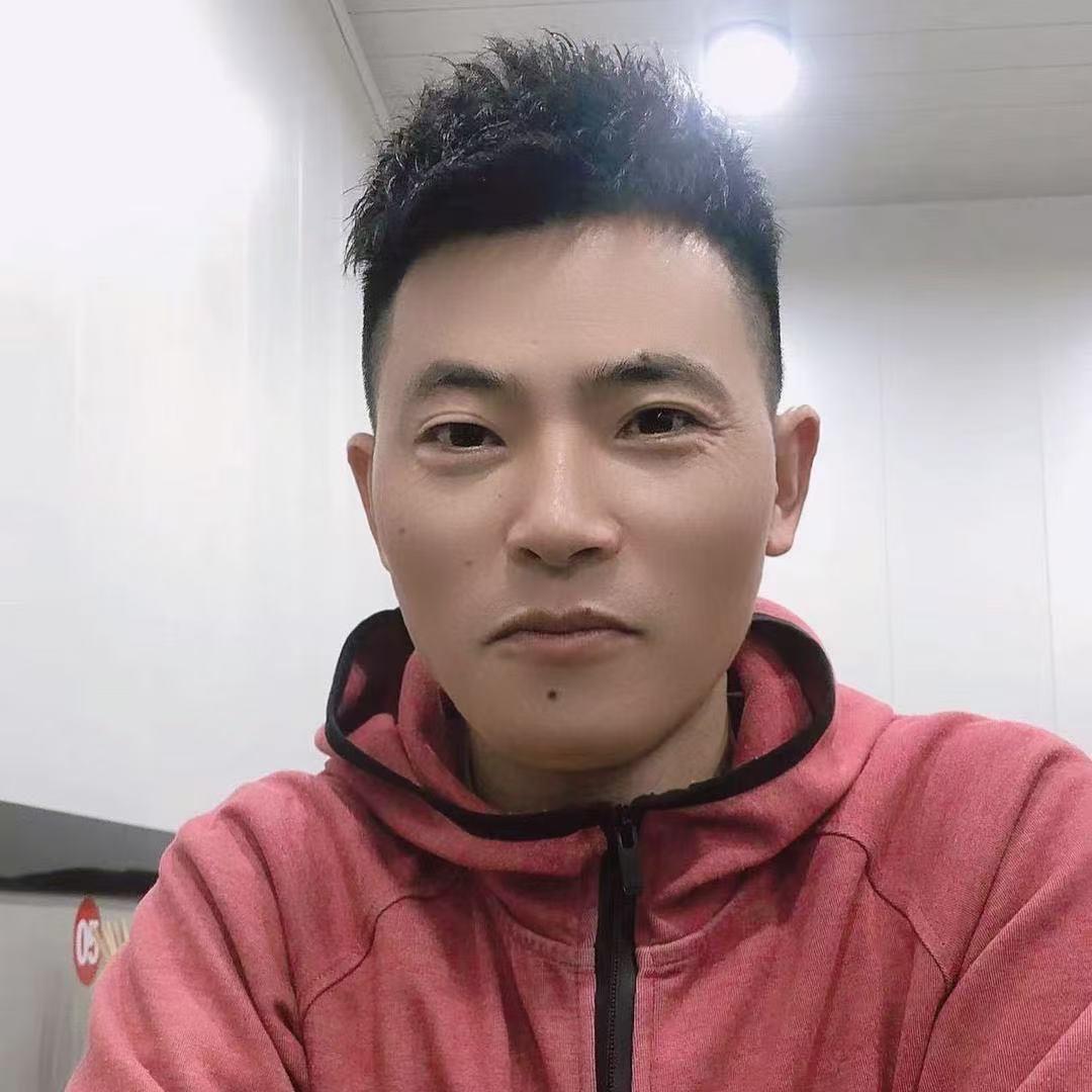 龙华区裴趋汽车商行