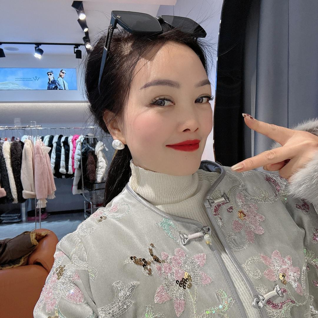 柠檬小姐爱跳舞💃