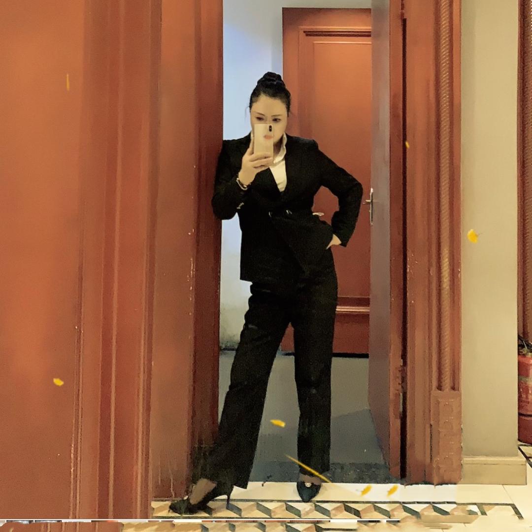 栗晓静  老胡同烤鸭