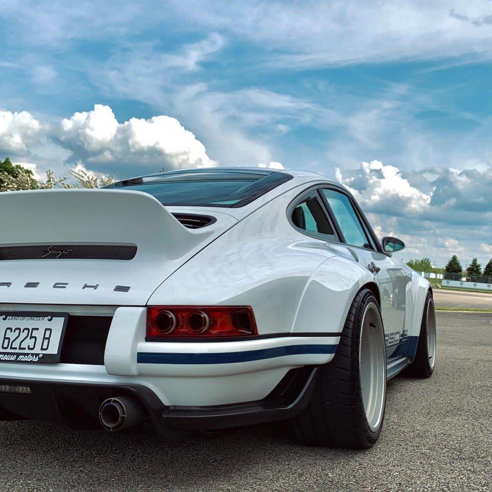 宸阳拾贝电商红枫