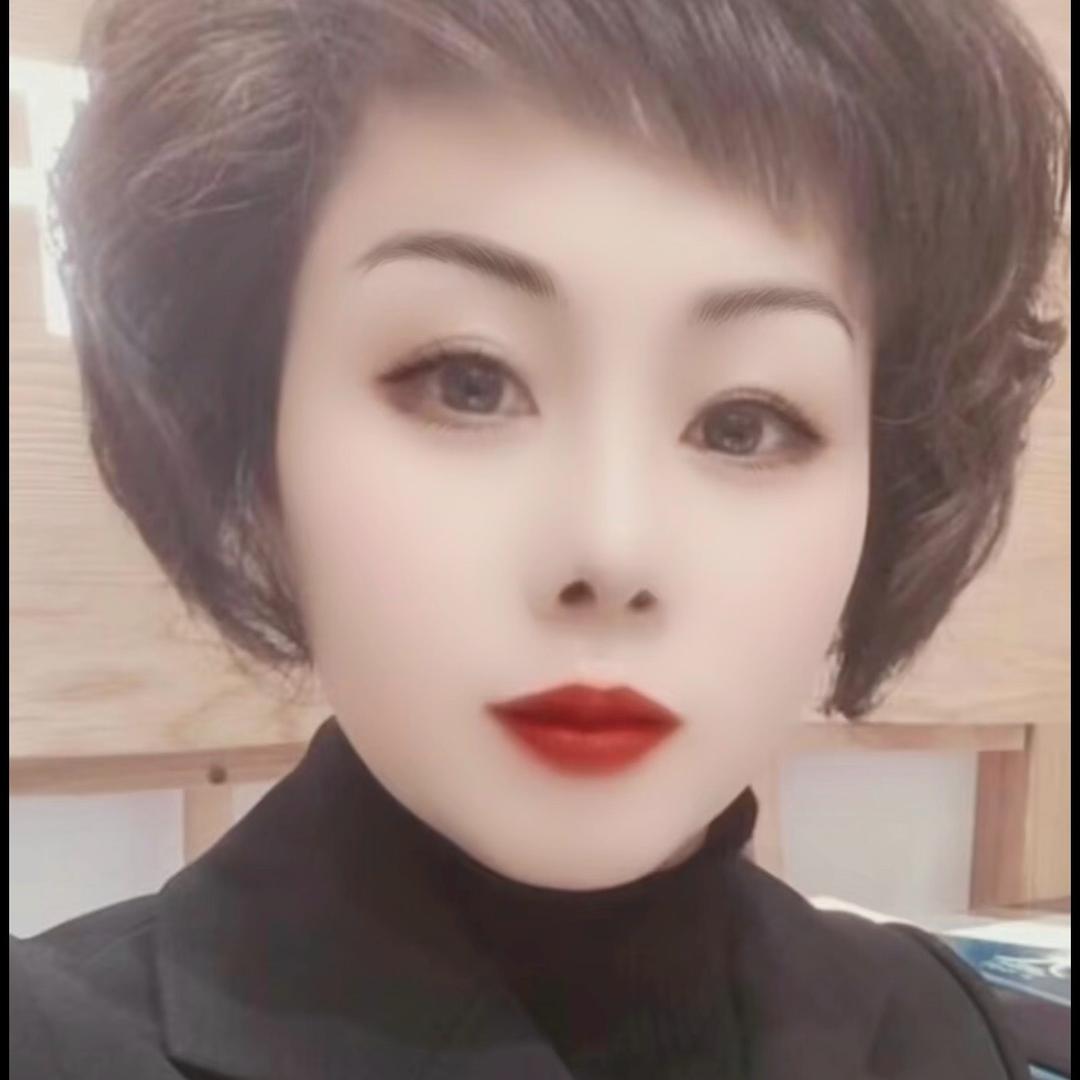 正安纤黛尔 爱黛 专业塑形教练霞姐