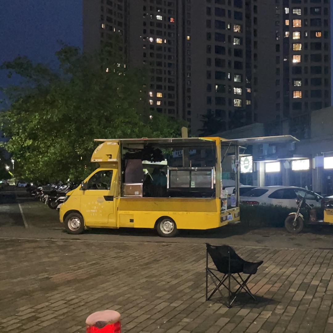 东城保利小黄车，鲜牛肉烤串，啊涛