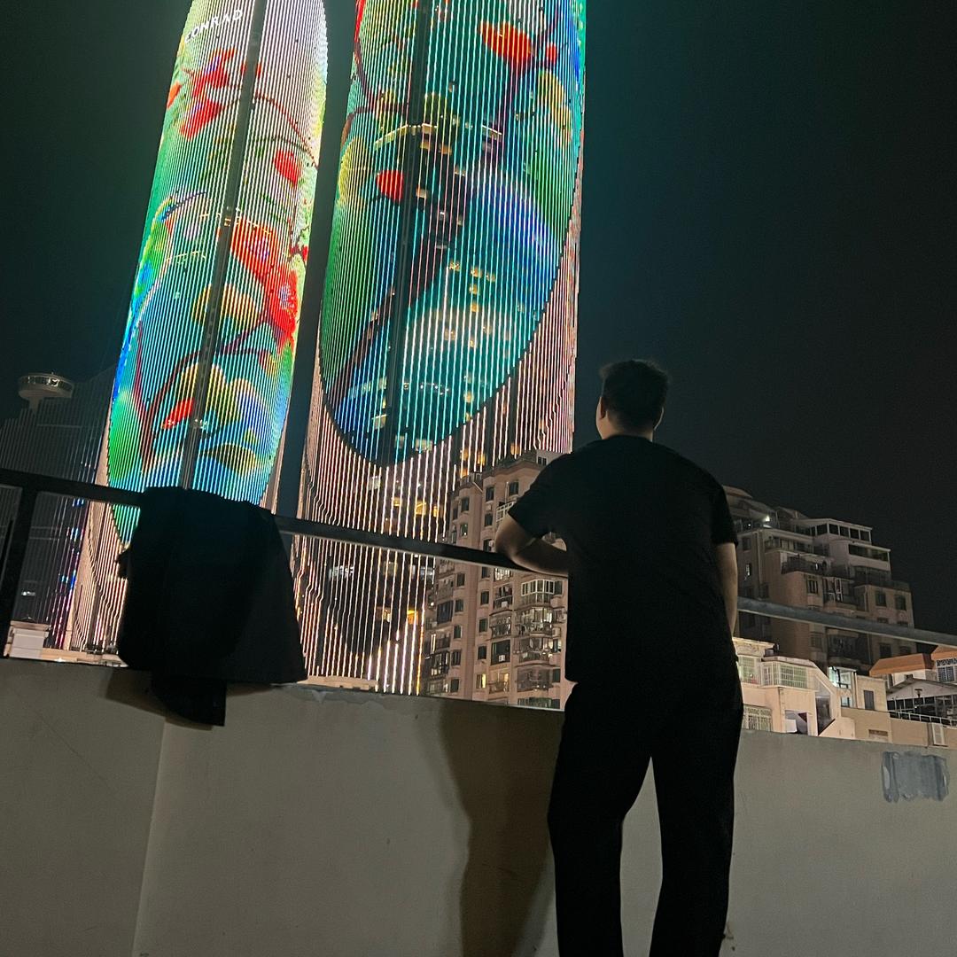 小硕_