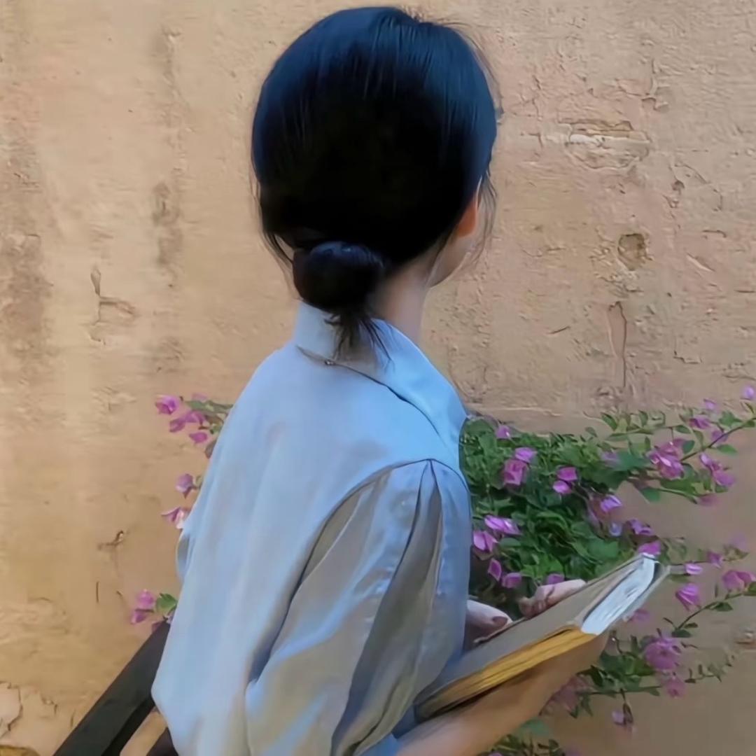 银朔短剧
