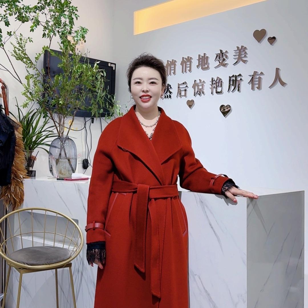 登封时尚芭莎高端精品女装