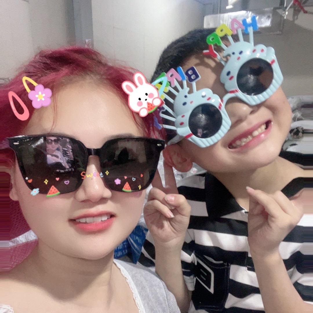 小何很哇噻👧🏻