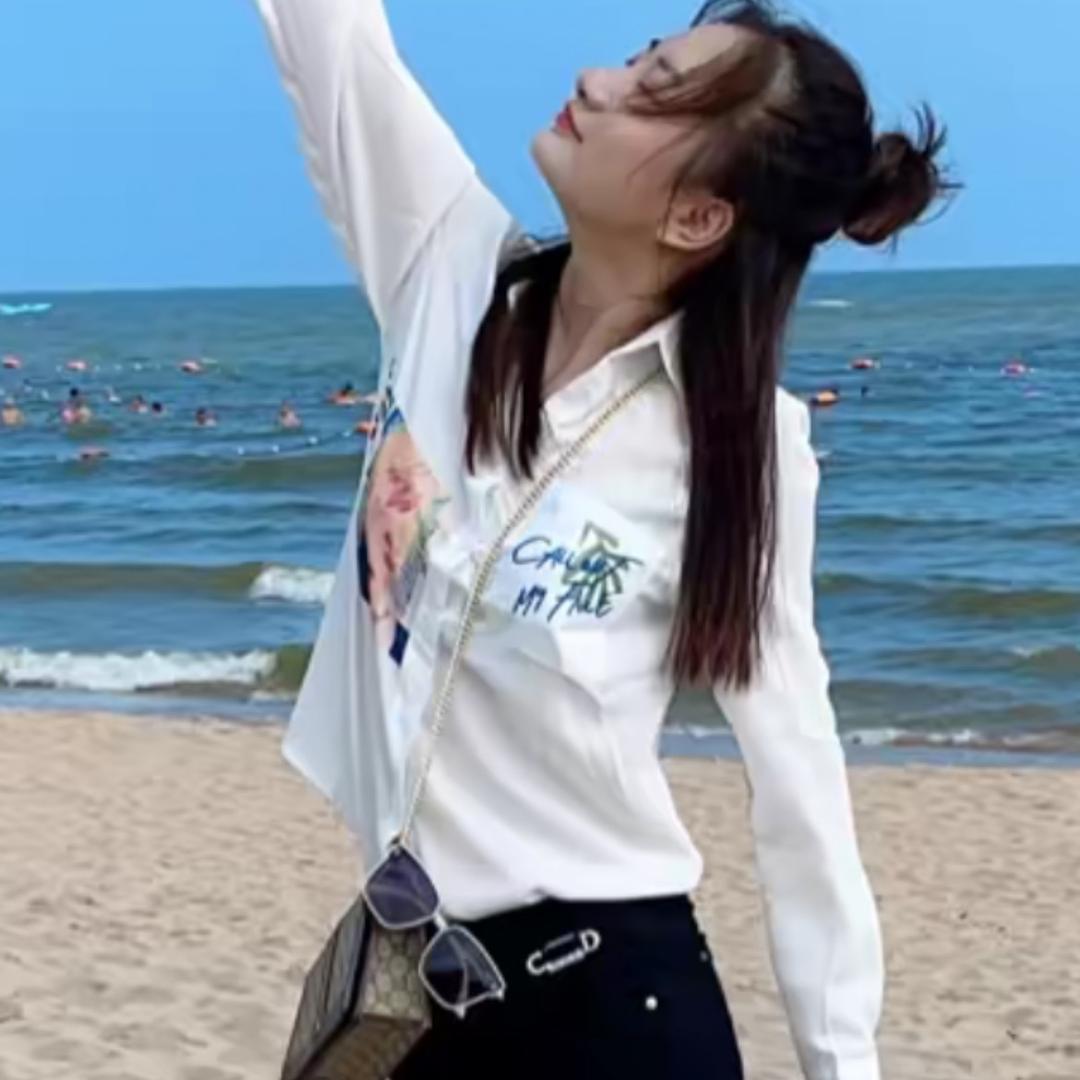 彩霞有个妹妹