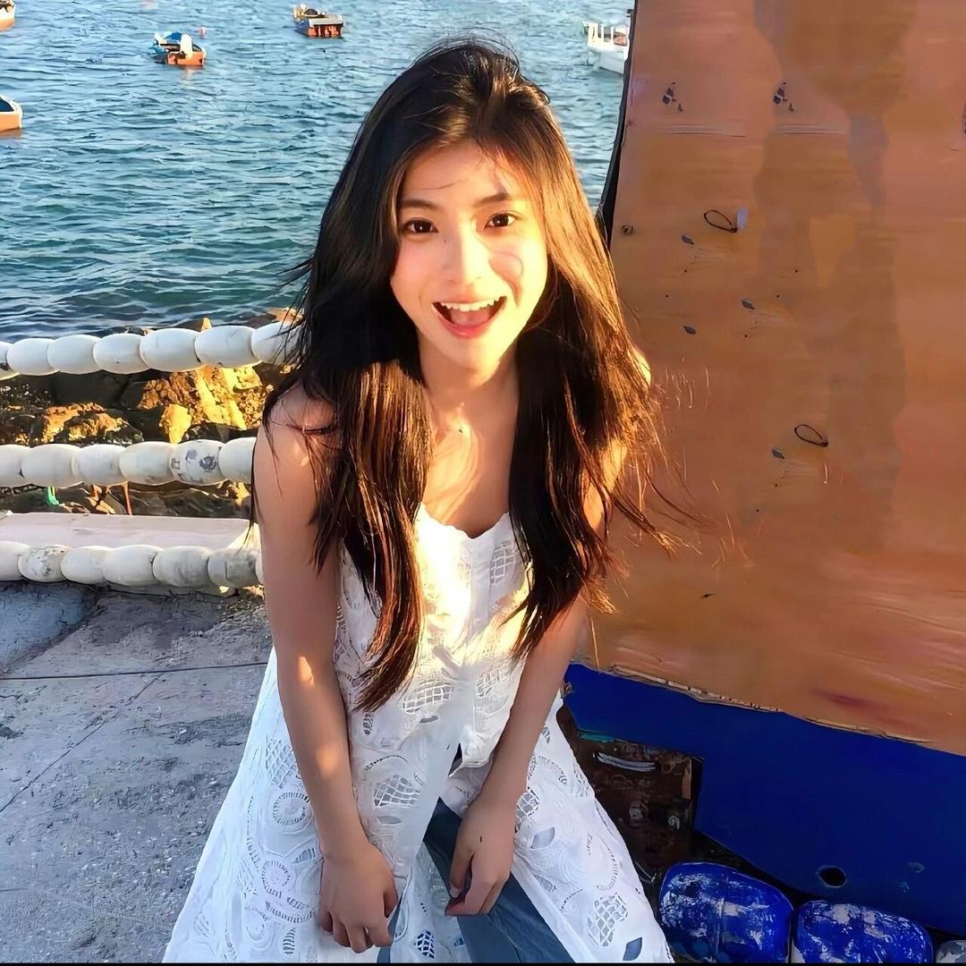爱乔莹