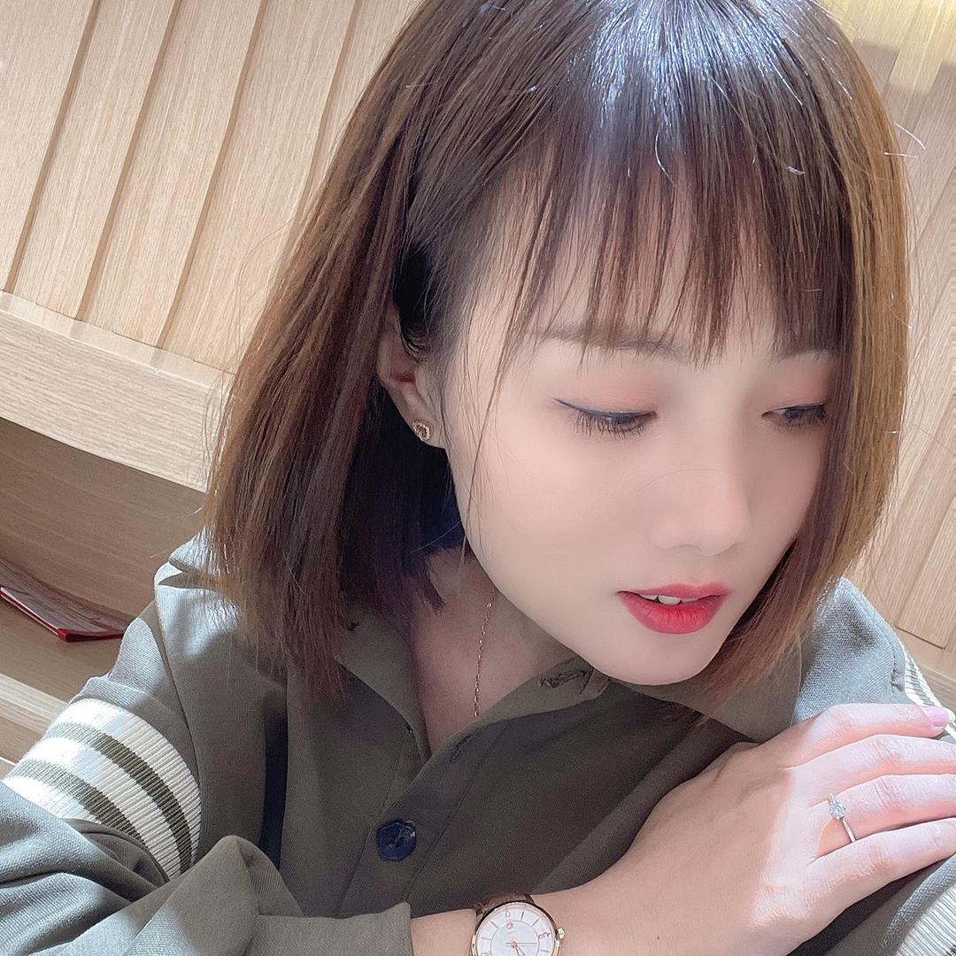 妆下淑女😘