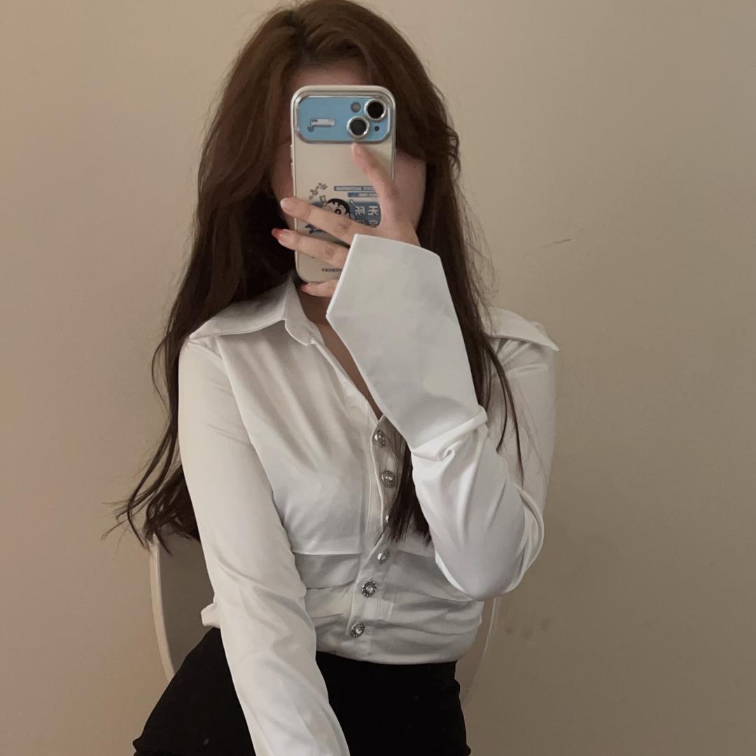 浅浅🧚🏻‍♀️