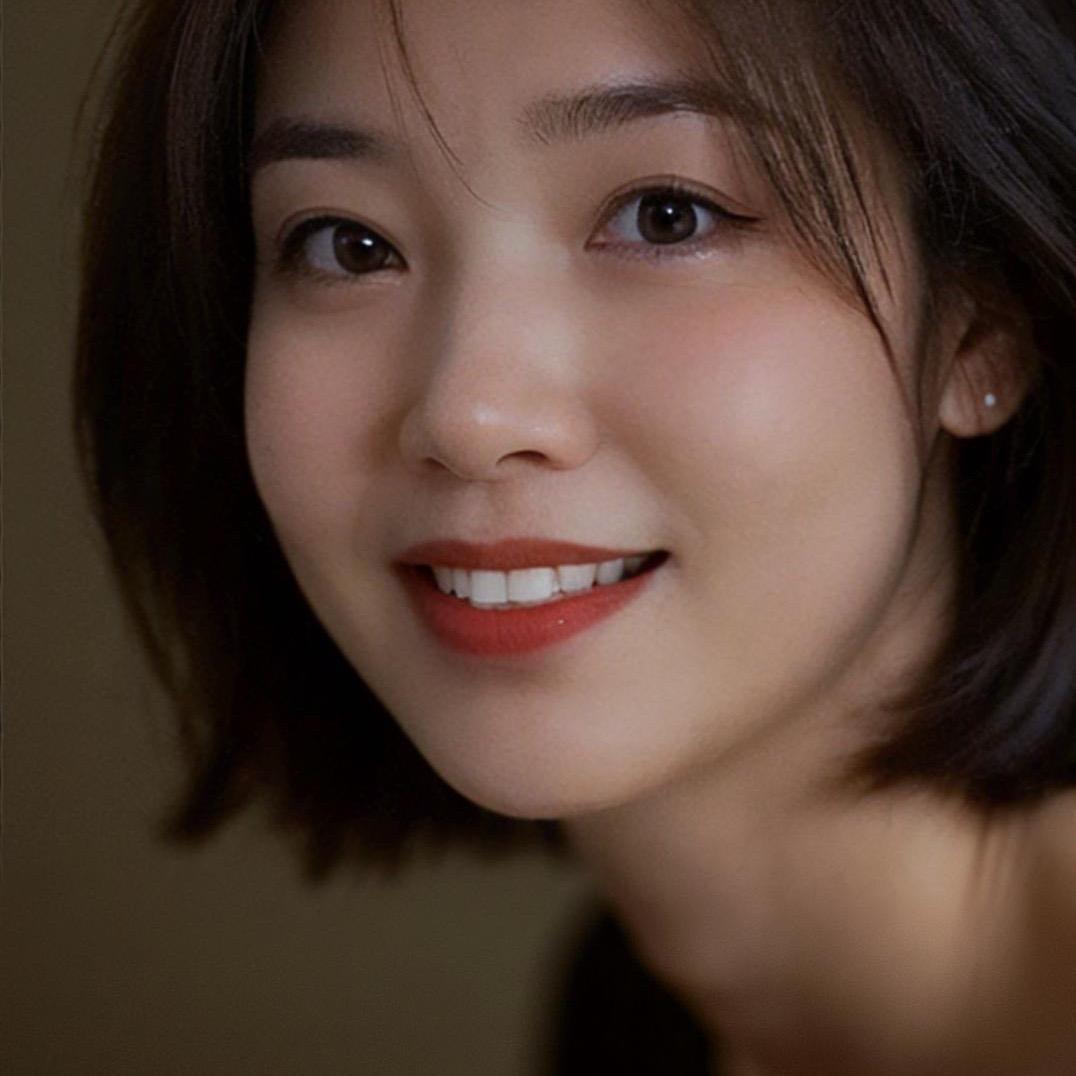 莉莉@¥
