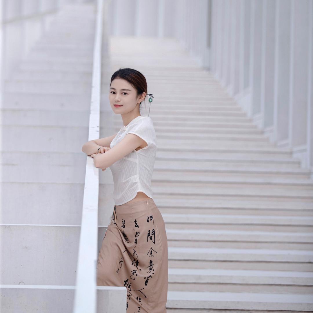 泾县月亮湾芝屏山庄