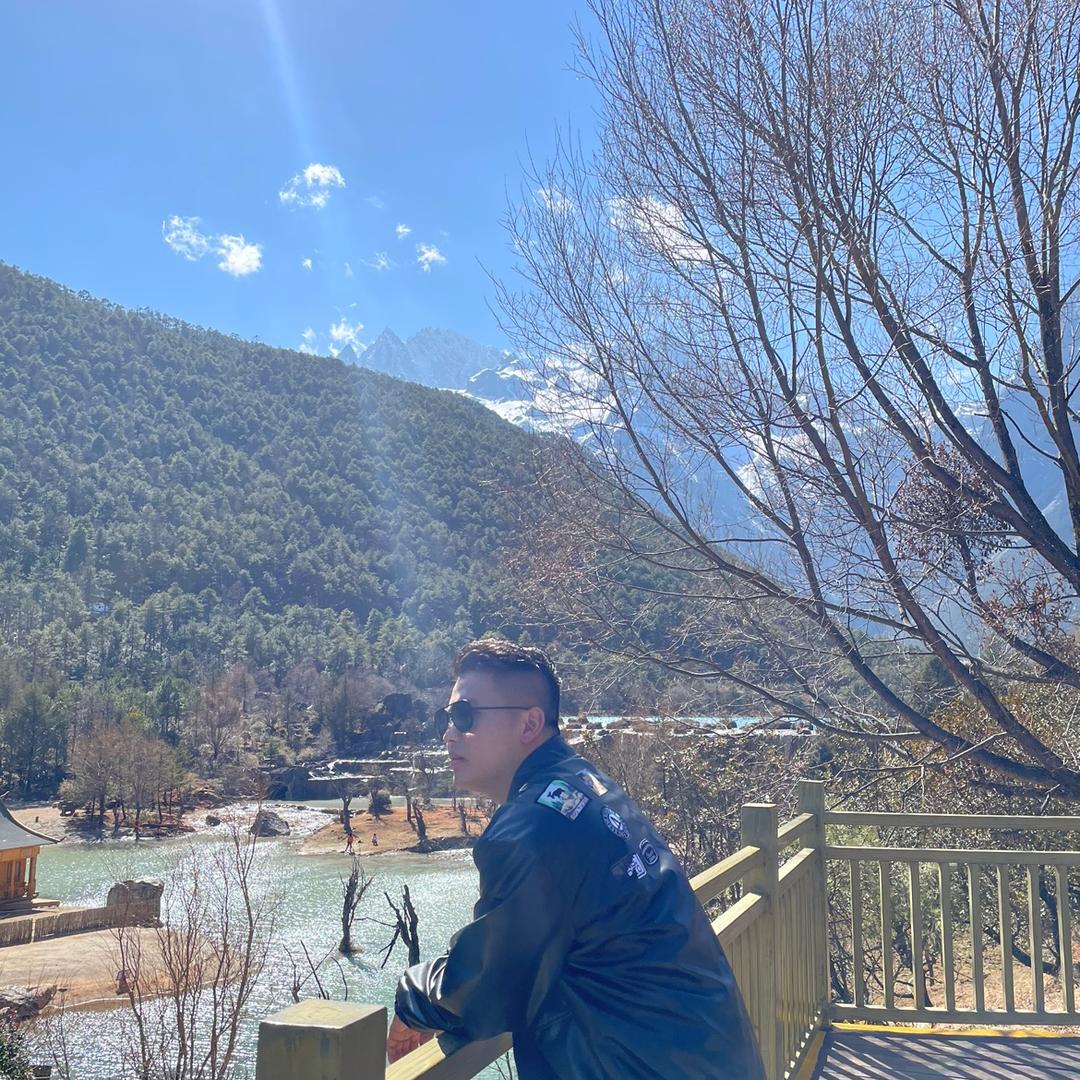 自驾游 啊龙