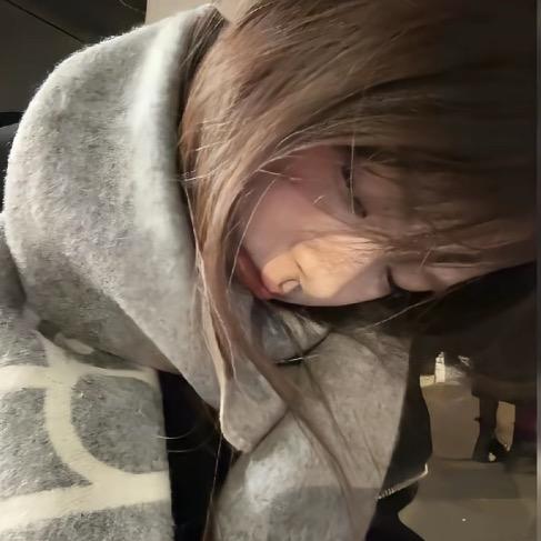 W-.🐾
