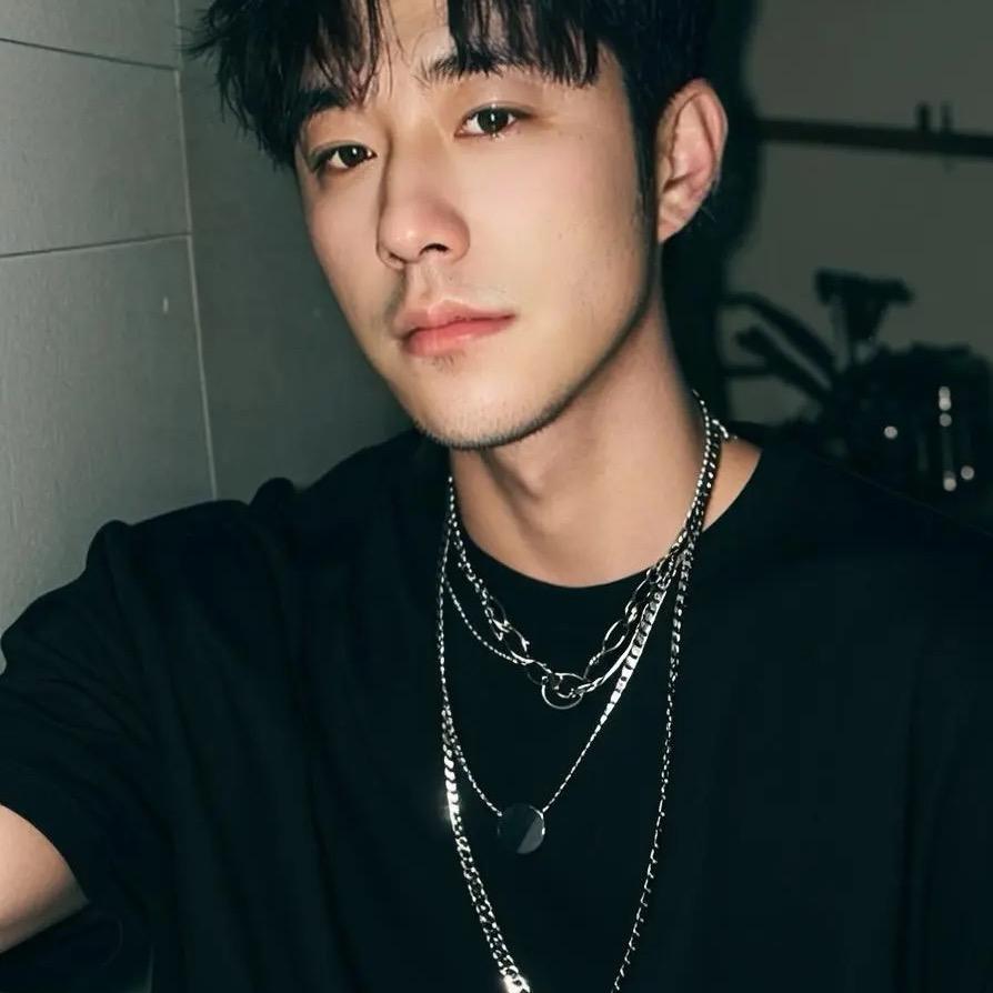 知一摄影工作室