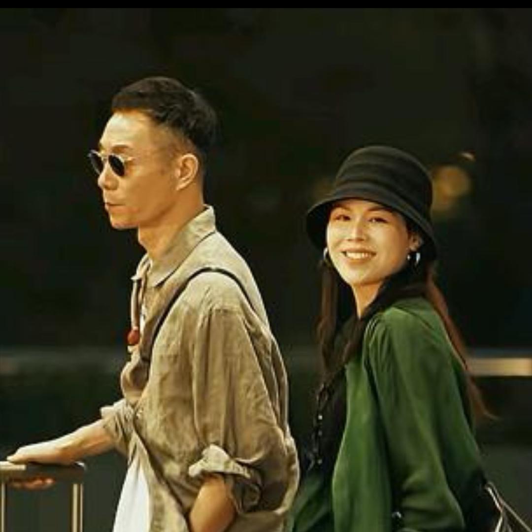 海上YEba（轻奢极简穿搭）